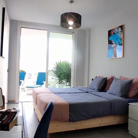 Terrazas Ocean View * 아데제